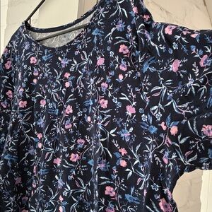 Croft & Barrow Navy and Pink Floral Short Sleeve Top